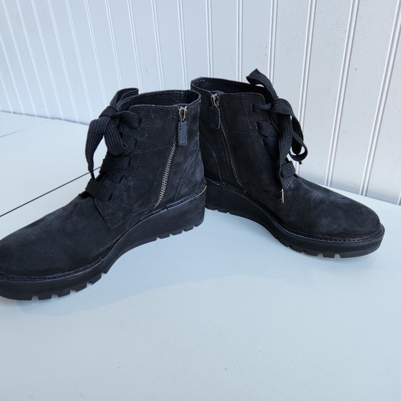 Eileen Fisher Size 7.5 M Suede Wedge Ankle Boots Lace Up black - Picture 8 of 10